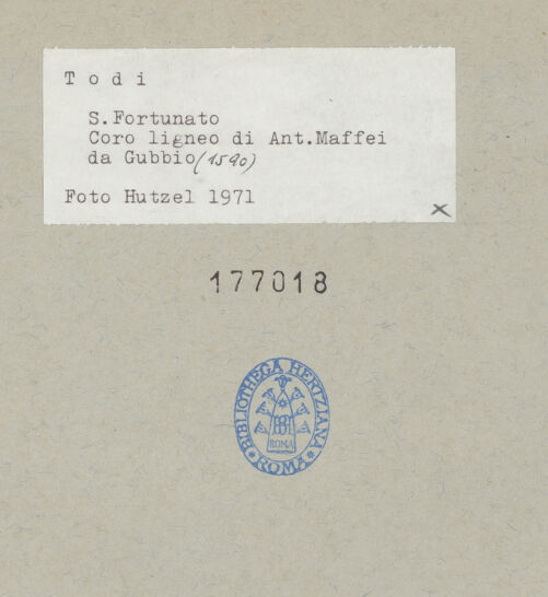 Rückseite von Getty Research Institute [https://www.deutsche-digitale-bibliothek.de/content/lizenzen/rv-ez/] Chorgestühl - Westlicher Abschnitt, obere Sitzreihe, Detail: Dorsale (1. Feld von rechts), bh177018_recto. Foto: Hutzel, Max.