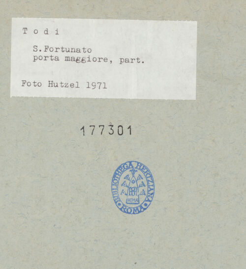 Rückseite von Getty Research Institute? [https://www.deutsche-digitale-bibliothek.de/content/lizenzen/rv-ez/] HauptportalRechtes Gewände mit Propheten und Szenen aus dem Alten Testament sowie den heiligen Fortunatus und Franz von Assisi - Untere Zone, Detail: Stigmatisation des heiligen Franz von Assisi, bh177301_recto. Foto: Hutzel, Max.