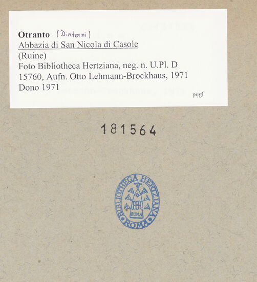 Rückseite von Bibliotheca Hertziana [https://www.deutsche-digitale-bibliothek.de/content/lizenzen/rv-fz/] Santa Maria di CasoleRuine des Refektoriums - Kreuzgang und Ruine des Klosters, bh181564_recto. Foto: Lehmann-Brockhaus, Otto.