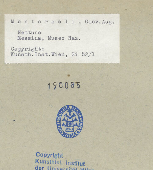 Rückseite von Kunsthistorisches Institut der Universität Wien [https://www.deutsche-digitale-bibliothek.de/content/lizenzen/rv-ez/] Neptun vom Neptunbrunnen - Gesamtansicht, bh190085_recto. Foto.