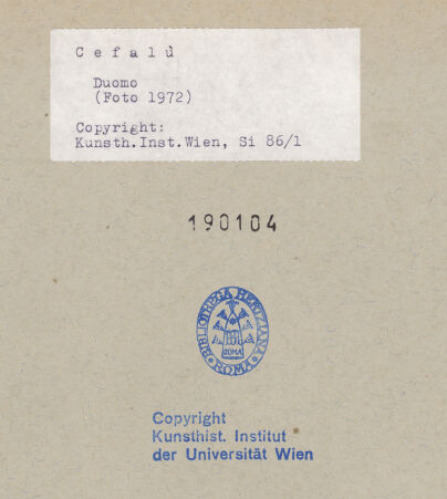 Rückseite von Kunsthistorisches Institut der Universität Wien [https://www.deutsche-digitale-bibliothek.de/content/lizenzen/rv-ez/] CattedraleVierung und Querhaus - Südquerhaus von Norden, bh190104_recto. Foto.