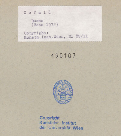 Rückseite von Kunsthistorisches Institut der Universität Wien [https://www.deutsche-digitale-bibliothek.de/content/lizenzen/rv-ez/] Cattedrale - Erstes Joch, Nordwand und Gewölbe, bh190107_recto. Foto.