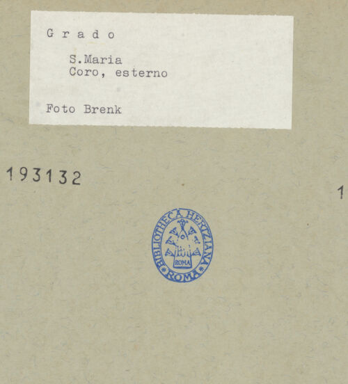 Rückseite von Brenk [https://www.deutsche-digitale-bibliothek.de/content/lizenzen/rv-ez/] Santa Maria delle Grazie - Ostbau, Teilansicht von Südosten, bh193132_bh193133_recto. Foto: Brenk, Beat.