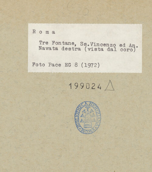 Rückseite von Pace, Valentino [https://www.deutsche-digitale-bibliothek.de/content/lizenzen/rv-fz/] Abbazia delle Tre FontaneSanti Vincenzo ed Anastasio - Rechtes Seitenschiff, bh199024_recto. Foto: Pace, Valentino.