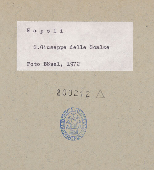 Rückseite von Bibliotheca Hertziana [https://www.deutsche-digitale-bibliothek.de/content/lizenzen/rv-fz/] San Giuseppe delle Scalze a Pontecorvo - Unteres Teil, bh200212_recto. Foto: Bösel, Richard.