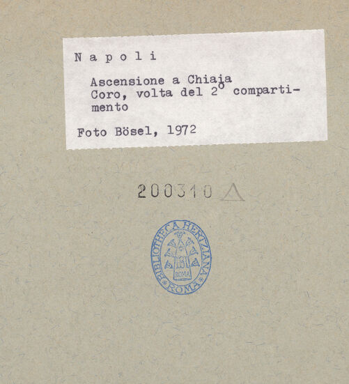 Rückseite von Bösel, Richard [https://www.deutsche-digitale-bibliothek.de/content/lizenzen/rv-fz/] Chiesa dell'Ascensione a Chiaia - Bogen des Chors, bh200310_recto. Foto.