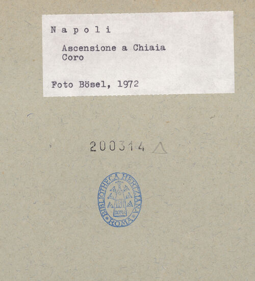 Rückseite von Bösel, Richard [https://www.deutsche-digitale-bibliothek.de/content/lizenzen/rv-fz/] Chiesa dell'Ascensione a Chiaia - Hauptaltar, bh200314_recto. Foto.