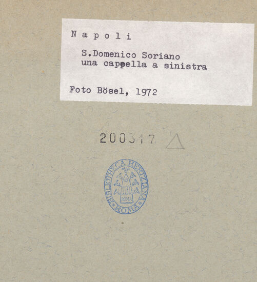 Rückseite von Bösel, Richard [https://www.deutsche-digitale-bibliothek.de/content/lizenzen/rv-fz/] San Domenico Soriano - Gesamtansicht, bh200317_recto. Foto: Bösel, Richard.