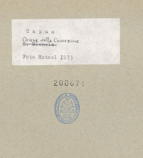 Rückseite von Hutzel, Max [https://www.deutsche-digitale-bibliothek.de/content/lizenzen/rv-ez/] Caritas - , bh200671_recto. Foto: Hutzel, Max.