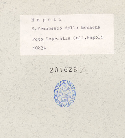 Rückseite von Sopr. BAS NA [https://www.deutsche-digitale-bibliothek.de/content/lizenzen/rv-ez/] San Francesco delle Monache - Portal (1751), bh201628_recto. Foto.