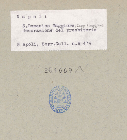 Rückseite von Sopr. BAS NA [https://www.deutsche-digitale-bibliothek.de/content/lizenzen/rv-ez/] Presbyterium und Hauptaltar - Linke Kathedra, Detail, bh201669_recto. Foto.