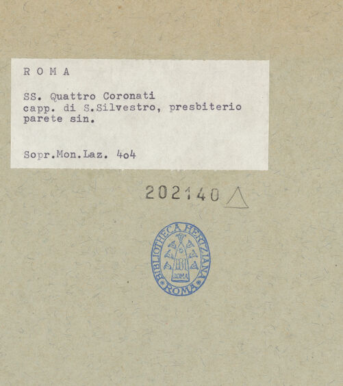 Rückseite von Soprintendenza dei Monumenti del Lazio [https://www.deutsche-digitale-bibliothek.de/content/lizenzen/rv-ez/] SilvesterlegendeFresken im Altarraum - Linke Seitenwand: Martyrium der vier Heiligen (Ausschnitt), bh202140_recto. Foto.