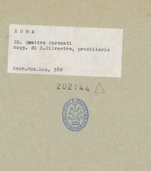 Rückseite von Soprintendenza dei Monumenti del Lazio [https://www.deutsche-digitale-bibliothek.de/content/lizenzen/rv-ez/] SilvesterlegendeFresken im Altarraum - Altarretabel und Stirnwand des Altarraums, bh202144_recto. Foto.