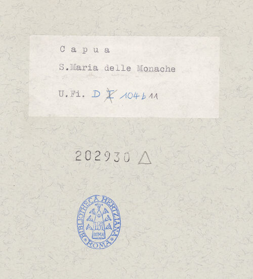 Rückseite von Bibliotheca Hertziana [https://www.deutsche-digitale-bibliothek.de/content/lizenzen/rv-fz/] Santa Maria delle Dame Monache - Fassade, bh202930_recto. Foto.