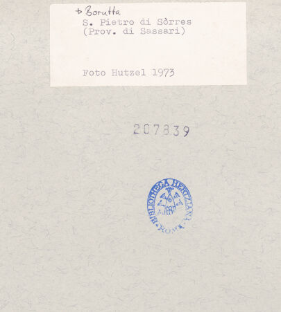 Rückseite von Kunsthistorisches Institut der Universität Wien [https://www.deutsche-digitale-bibliothek.de/content/lizenzen/rv-ez/] Palazzo della PilottaCortile della Pilotta - Arkade, bh207829_recto. Foto: Lorenz, Wien.