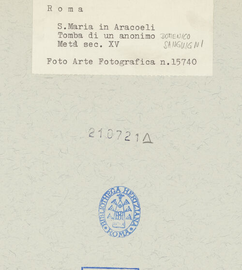 Rückseite von Arte Fotografica [https://www.deutsche-digitale-bibliothek.de/content/lizenzen/rv-ez/] Grabplatte des Domenico Sanguigni (gest. 1526) - , bh210721_recto. Foto.