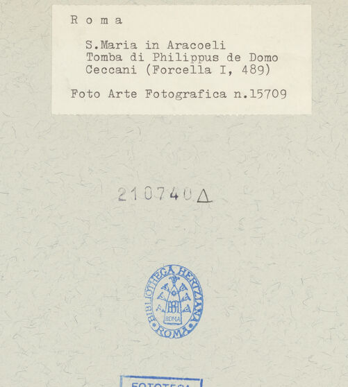 Rückseite von Arte Fotografica [https://www.deutsche-digitale-bibliothek.de/content/lizenzen/rv-ez/] Grabplatte des Philippus de Domo Ceccani - , bh210740_recto. Foto.