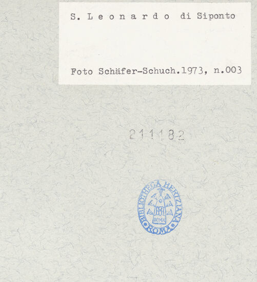 Rückseite von Schäfer-Schuchardt, Horst [https://www.deutsche-digitale-bibliothek.de/content/lizenzen/rv-ez/] Konsolen der Hauptapsis - Konsolen, bh211182_recto. Foto: Schäfer-Schuchardt, Horst.