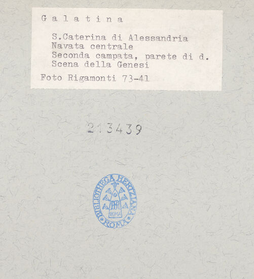 Rückseite von Bibliotheca Hertziana [https://www.deutsche-digitale-bibliothek.de/content/lizenzen/rv-fz/] Zyklus der Sakramente und des Alten TestamentsSüdwand: Genesis-Zyklus und HeiligenErstes Register: der Geist Gottes schwebt über den Wassern; Teilung von Licht und Dunkelheit oder Erschaffung des Firmaments; Ansammlung des Wasser unter dem Firmament; das trockene Land erscheint. Fenster: Gottvater und die Engel - Teilung von Licht und Dunkelheit oder Erschaffung des Firmaments; Ansammlung des Wasser unter dem Firmament; das trockene Land erscheint, bh213439_recto. Foto: Rigamonti.