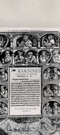 Rückseite von  [http://creativecommons.org/publicdomain/mark/1.0/] ... - , bh216522. Foto.