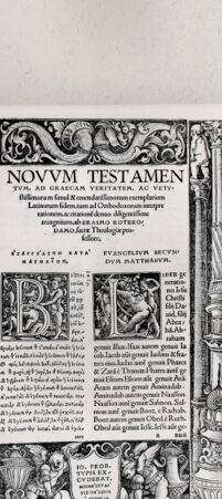 Rückseite von  [http://creativecommons.org/publicdomain/mark/1.0/] ... - , bh216557. Foto.