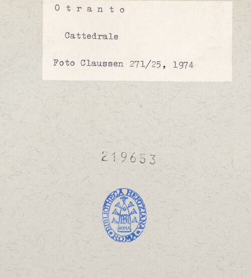 Rückseite von Claussen, Peter Cornelius [https://www.deutsche-digitale-bibliothek.de/content/lizenzen/rv-fz/] CattedraleNordseitenschiff und Pfeiler der nördlichen Arkade - Nordwestlicher Vierungpfeiler von Nordwesten, bh219653_recto. Foto: Claussen, Peter Cornelius.