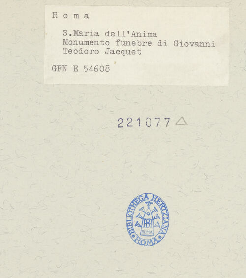 Rückseite von ICCD [https://www.deutsche-digitale-bibliothek.de/content/lizenzen/rv-ez/] Grabmal des Jean Theodore Jacquet - Detail: Büste, bh221077_recto. Foto.