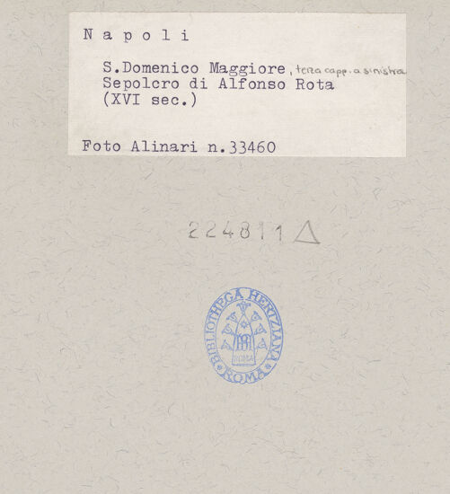 Rückseite von Alinari [https://www.deutsche-digitale-bibliothek.de/content/lizenzen/rv-ez/] Grabmal des Alfonso Rota (gest. 1565) - Gesamtansicht, bh224811_recto. Foto.