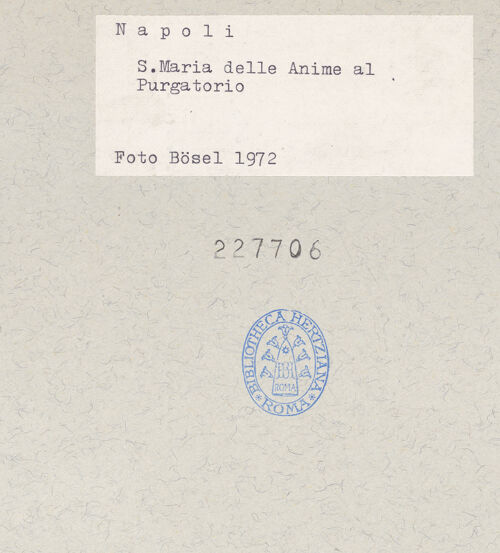 Rückseite von Bösel, Richard [https://www.deutsche-digitale-bibliothek.de/content/lizenzen/rv-fz/] Santa Maria delle Anime del Purgatorio - Presbyterium, bh227706_recto. Foto: Bösel, Richard.