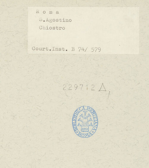 Rückseite von Courtauld Institute [https://www.deutsche-digitale-bibliothek.de/content/lizenzen/rv-ez/] Ex-Convento di Sant'AgostinoCortile - Hofecke, bh229712_recto. Foto.