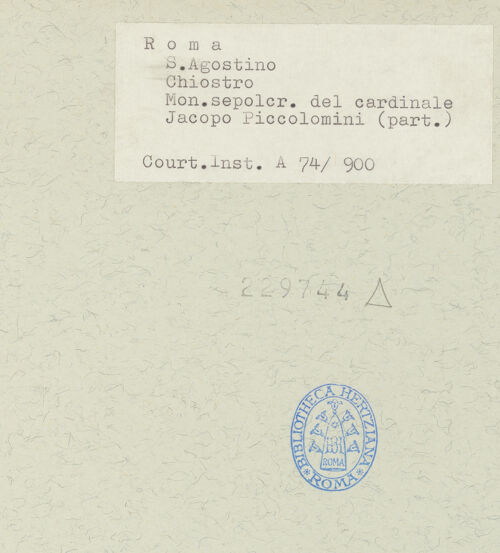 Rückseite von Courtauld Institute [https://www.deutsche-digitale-bibliothek.de/content/lizenzen/rv-ez/] Grabmal des Kardinals Jacopo Ammanati-Piccolomini (+1479)Prunkbett mit Inschrifttafel und Liegefigur - Detail, rechts: Prunkbett, bh229744_recto. Foto.