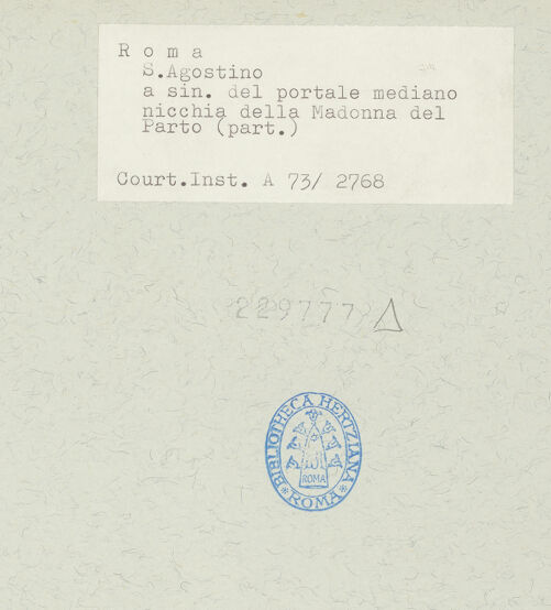 Rückseite von Courtauld Institute [https://www.deutsche-digitale-bibliothek.de/content/lizenzen/rv-ez/] Madonna del Parto - Ädikula, linker Zwickel, Detail: Viktorie, bh229777_recto. Foto.