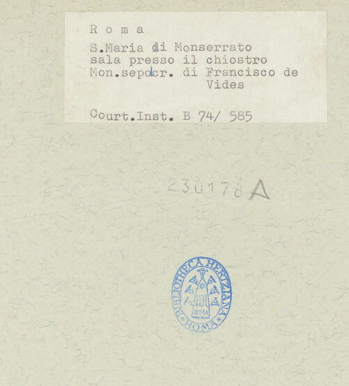 Rückseite von Courtauld Institute [https://rightsstatements.org/page/CNE/1.0/] Grabmal des Francisco de Vides (+ 1699) - Gesamtansicht, bh230178_recto. Foto.