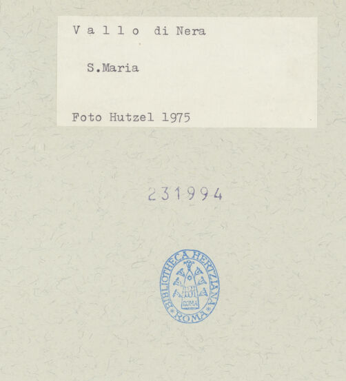 Rückseite von Getty Research Institute [https://www.deutsche-digitale-bibliothek.de/content/lizenzen/rv-ez/] Santa Maria - Ansicht von der Via della Scuola, von Südosten, bh231994_recto. Foto: Hutzel, Max.