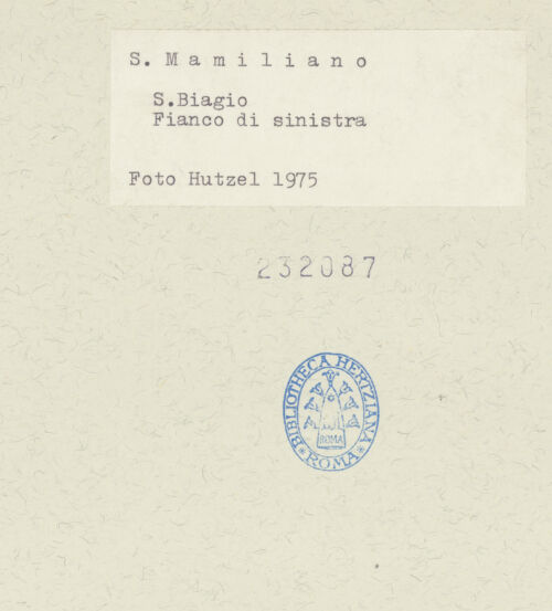 Rückseite von Getty Research Institute [https://www.deutsche-digitale-bibliothek.de/content/lizenzen/rv-ez/] Szenen aus dem Leben Mariens und Christi, Heilige und ProphetenChristus wird von Soldaten gegeißelt
Bibel - Gesamtansicht, bh232087_recto. Foto: Hutzel, Max.