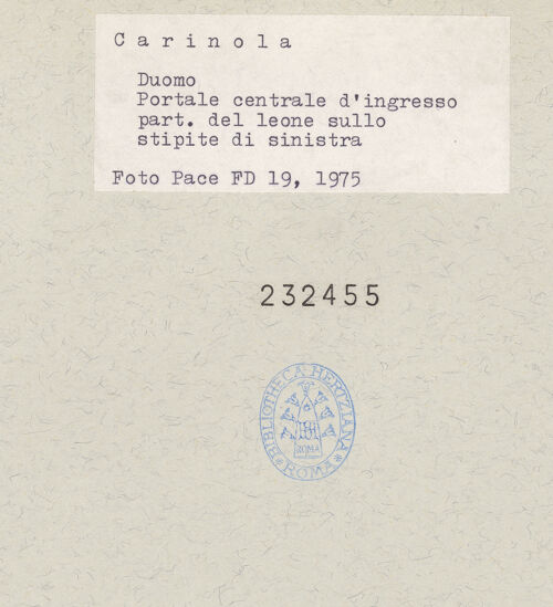 Rückseite von Pace, Valentino [https://www.deutsche-digitale-bibliothek.de/content/lizenzen/rv-ez/] Hauptportal - Linker Türpfosten, Detail, bh232455_recto. Foto: Pace, Valentino.