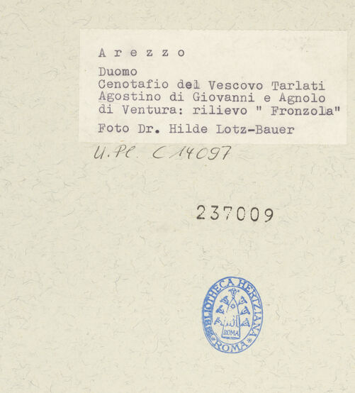 Rückseite von Bibliotheca Hertziana [https://www.deutsche-digitale-bibliothek.de/content/lizenzen/rv-fz/] Grabmal des Bischofs Guido Tarlati (gest. 1327)Allegorische Darstellungen der Gemeinde und Szenen aus dem Leben des Bischof Guido TarlatiDie Belagerung von Fronzola (Fronzola) - Gesamtansicht, bh237009_recto. Foto: Lotz-Bauer, Hilde.