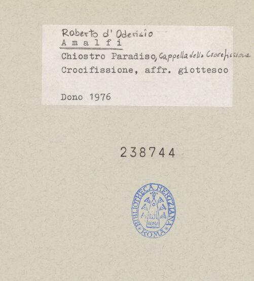 Rückseite von unbekannt [https://www.deutsche-digitale-bibliothek.de/content/lizenzen/rv-ez/] Kreuzigung - Gesamtansicht, bh238744_recto. Foto.