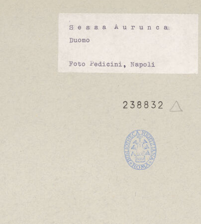 Rückseite von Pedicini, Luciano [https://www.deutsche-digitale-bibliothek.de/content/lizenzen/rv-ez/] Duomo - Fußboden, bh238832_recto. Foto: Pedicini, Luciano.