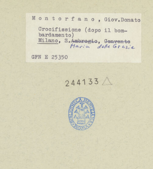 Rückseite von ICCD [https://www.deutsche-digitale-bibliothek.de/content/lizenzen/rv-fz/] Die Kreuzigung - Gesamtansicht nach den Bombentreffern, bh244133_recto. Foto.