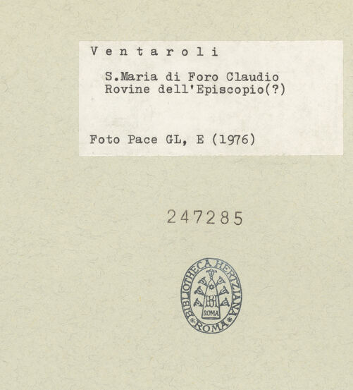 Rückseite von Pace, Valentino [https://www.deutsche-digitale-bibliothek.de/content/lizenzen/rv-ez/] Episcopio - Ruine des Palastes?, bh247285_recto. Foto: Pace, Valentino.