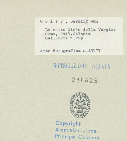 Rückseite von Amministrazione Colonna [https://www.deutsche-digitale-bibliothek.de/content/lizenzen/rv-ez/] Maria Lätitia - Gesamtansicht, bh248625_recto. Foto.