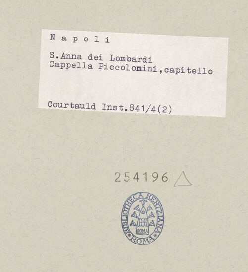 Rückseite von Courtauld Institute of Art [https://www.deutsche-digitale-bibliothek.de/content/lizenzen/rv-ez/] Kapitell, bh254196_recto. Foto.