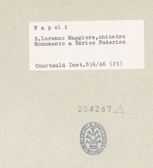 Rückseite von Courtauld Institute of Art [https://www.deutsche-digitale-bibliothek.de/content/lizenzen/rv-ez/] Grabmal des Enrico Poderico - Gesamtansicht, bh254267_recto. Foto.