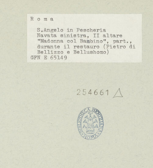 Rückseite von ICCD [https://www.deutsche-digitale-bibliothek.de/content/lizenzen/rv-ez/] Madonna mit Kind - Detail, während der Restaurierung, bh254661_recto. Foto.