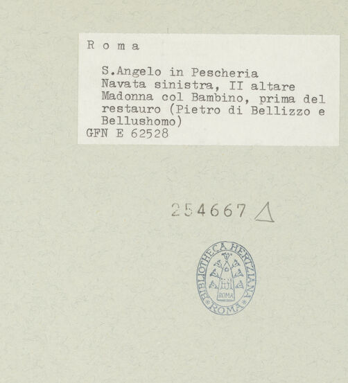 Rückseite von ICCD [https://www.deutsche-digitale-bibliothek.de/content/lizenzen/rv-ez/] Madonna mit Kind - Gesamt, vor der Restaurierung, bh254667_recto. Foto.