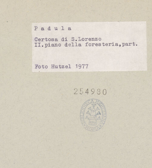 Rückseite von Hutzel, Max [https://www.deutsche-digitale-bibliothek.de/content/lizenzen/rv-ez/] Detail, bh254980_recto. Foto: Hutzel, Max.