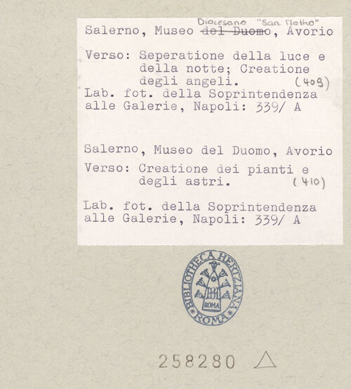 Rückseite von Sopr. BAS NA [https://www.deutsche-digitale-bibliothek.de/content/lizenzen/rv-ez/] Szenen aus dem Neuen und Alten TestamentRückseite der Tafeln - Inv. 409 (Teilung von Licht und Dunkelheit); Inv. 410 (Erschaffung der Pflanzen), bh258280_recto. Foto.