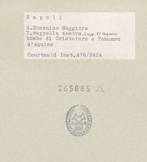 Rückseite von Courtauld Institute of Art [https://www.deutsche-digitale-bibliothek.de/content/lizenzen/rv-ez/] Grabmal für Cristoforo d'Aquino (gest. 1342) und Tommaso d'Aquino (gest. 1357) - Linke Tragfigur: Caritas, bh265885_recto. Foto.