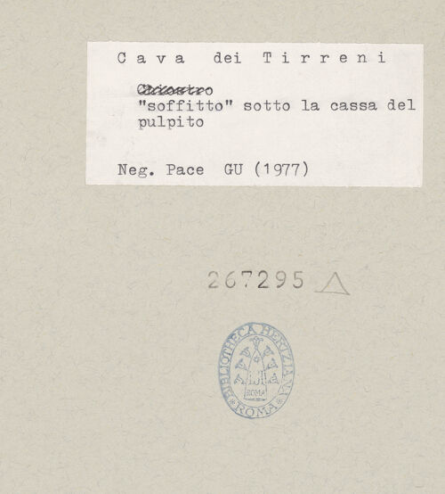 Rückseite von unbekannt [https://www.deutsche-digitale-bibliothek.de/content/lizenzen/rv-ez/] Evangelienkanzel - Detail: Rosettenornamentik an der Unterseite des Kanzelkorbs, bh267295_recto. Foto: Pace, Valentino.